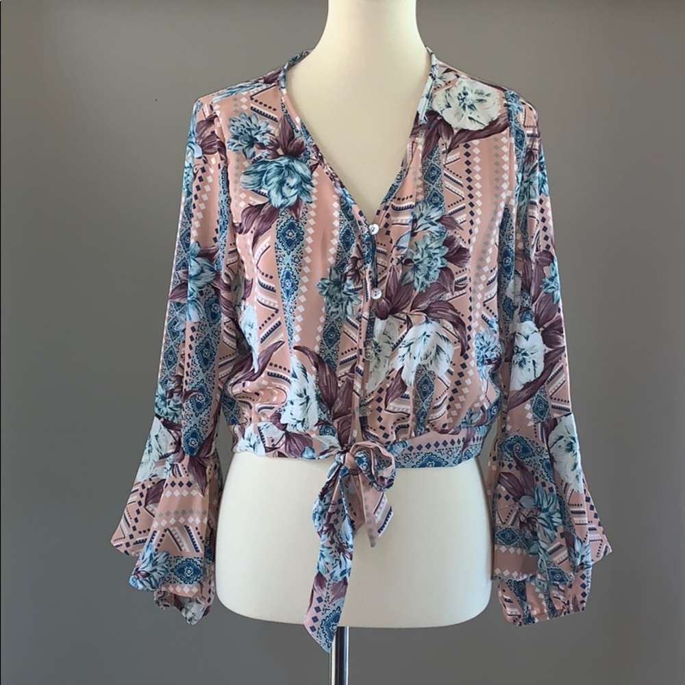 Peach love California mauve floral cropped top